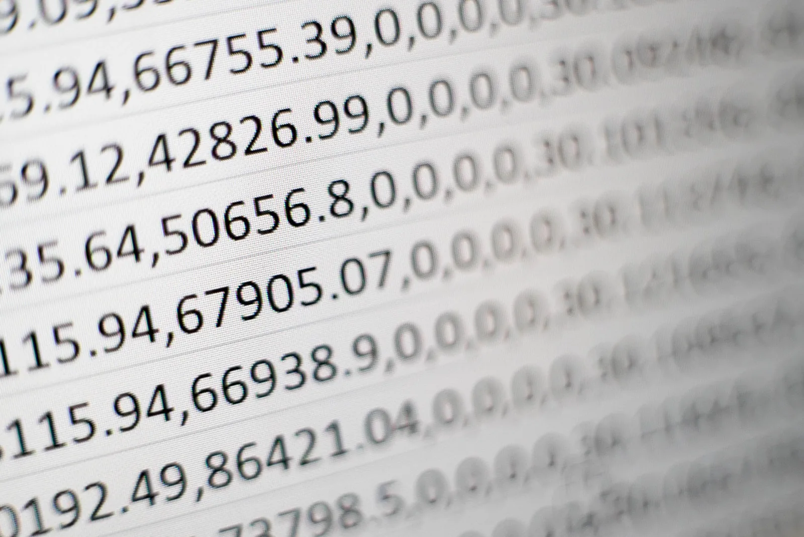 この長い文字列と数字はどのような暗号を表しているのか？